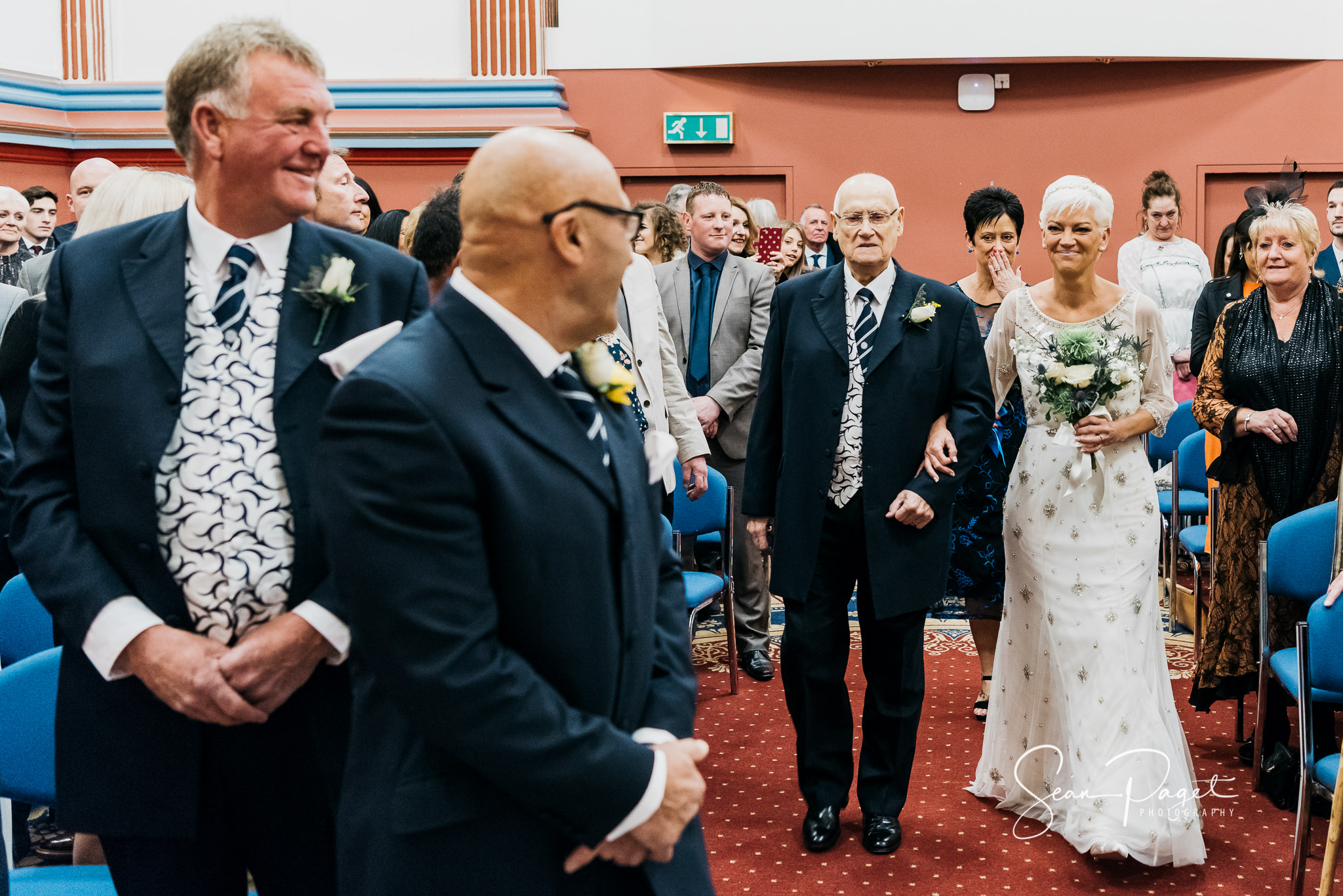 Leeds Town Hall Wedding Photography